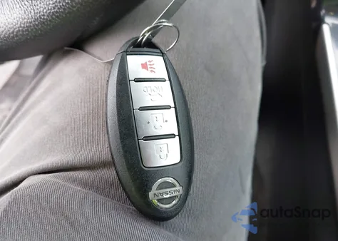 2016 Nissan Sentra Sr from USA, damaged, VIN 3N1AB7AP2GY208435